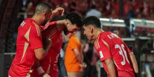 في دورى nile.. الأهلي يصل ملعب برج العرب لمواجهة المصري
