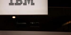 بسبب الذكاء الاصطناعي: IBM تستغني عن مئات الموظفين
