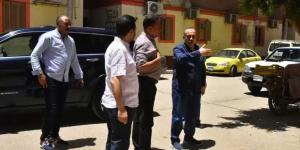 محافظ أسيوط يتفقد منطقة مساكن عزبة السجن ويوجه بإزالة الإشغالات وتحسين البيئة الحضرية