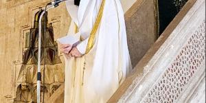 إمام المسجد الحرام د. بندر بليله يلقي خطبة الجمعة في الجامع الكبير في بريشتينا