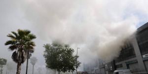 سحابة سامة تجبر 160 ألفاً على البقاء في منازلهم