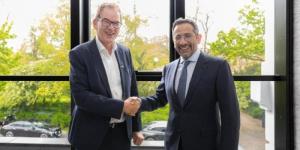 وزير الصناعة يبحث تعزيز التعاون مع منظمة الأمم المتحدة للتنمية الصناعية (UNIDO)