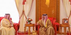 ملك البحرين يستقبل وزير التعليم