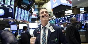 تعافي أسواق الأسهم بعد تقلبات أزمة رسوم الجمارك