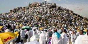 وزير الشؤون الدينية للحجيج: "ستعودون فرحين مسرورين"