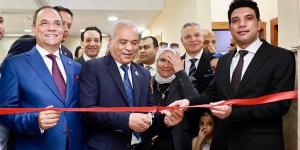 رئيس النيابة الإدارية يفتتح مقرًا جديدًا بساقلتة ويُكرم نائب محافظ سوهاج