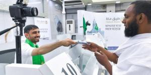 حجاج بنجلاديش يحظون بخدمات مبادرة طريق مكة للمرة الخامسة