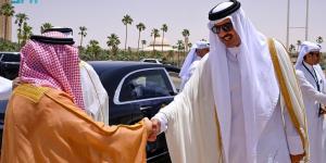 أمير قطر يغادر الرياض