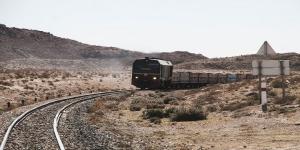 الاتفاق بين وزراتي النقل والطاقة على تكثيف حركة القطارات لنقل الفسفاط