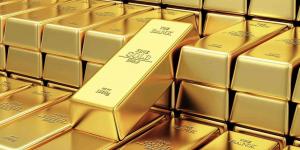 أسعار الذهب تتراجع إلى أدنى مستوى في أكثر من شهر
