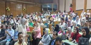 كلية التجارة جامعة القاهرة تنظم أول مؤتمر طلابي لذوي الهمم