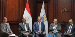 محافظ أسيوط يشارك في ورشة عمل لمناقشة تقييم التكتلات الاقتصادية