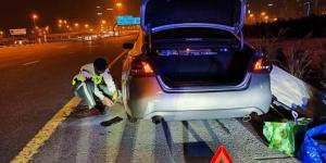 شرطة دبي تنقذ أسرة عربية انفجر إطار مركبتها داخل نفق