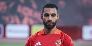 لاعب يهدد مصير مشاركة عمرو السولية مع الأهلي في كأس العالم للأندية