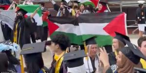 أميركا: احتجاج في حفل تخرج جامعي رفضا للتواطؤ مع الإبادة بغزة