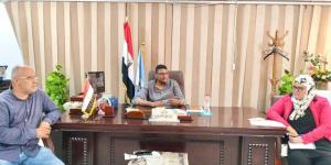 وكيل وزارة الصحة بالبحر الأحمر يناقش أعمال ادارة المتوطنة 