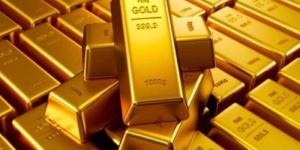 الذهب يتجه لمكاسب أسبوعية بفضل بيانات أمريكية ضعيفة وتراجع الدولار