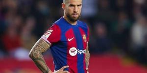 مدافع برشلونة مارتينز في طريقه إلى النصر السعودي