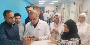 وكيل صحة شمال سيناء يتفقد مستشفى العريش العام ويشدد على تحسين جودة الخدمات