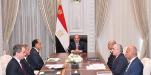 السيسي يشيد بالدور الحيوي الذي يضطلع به الإعلام المصري في بناء الشخصية الوطنية