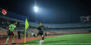 جماهير الزمالك والأهلي تشتم زيزو وحسام حسن