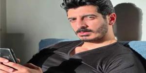 إخلاء سبيل البلوجر شاكر ومدير أعماله في اتهامهما بحيازة سلاح ومخدرات