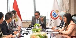 وزير الصحة يبحث مع رئيس شركة هواوي العالمية تعزيز التعاون في الذكاء الاصطناعي والتحول الرقمي