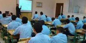 من رياض الأطفال للثانوي العام والفني.. مصروفات الصفوف الدراسية للعام الجديد