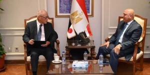 وزير الصناعة والنقل يستقبل السفير الياباني بالقاهرة لمتابعة الموقف التنفيذي للمشروعات المشتركة
