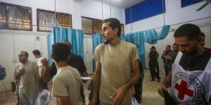 الاحتلال يفرج عن 10 أسرى من غزة بعد اعتقالهم في ظروف قاسية