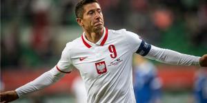 مدرب بولندا يكشف حقيقة عودة ليفاندوفسكي إلى المنتخب