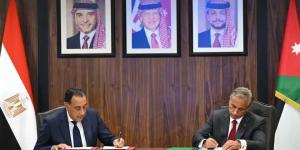 رئيسا وزراء مصر والأردن يشهدان توقيع 10 وثائق في مجالات تخدم تعزيز التعاون الثنائي بين البلدين