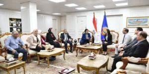 محافظ البحيرة تستقبل نائب وزير الصحة لبحث استراتيجيات خفض معدلات الولادات القيصرية