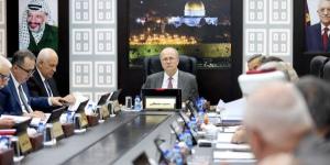 مجلس الوزراء الفلسطيني يطالب بتصعيد الضغط الدولي لوقف الإبادة والمجاعة بغزة