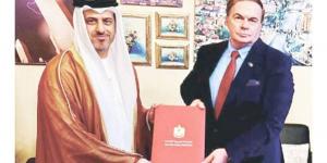 قنصلنا بالبوسنة والهرسك يقدِّم البراءة لوزارة الخارجية