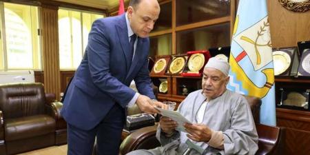  تسليم  عقود تقنين أراضي أملاك دولة للمستفيدين بكفر الشيخ