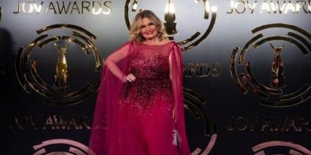 يسرا تكشف تفاصيل قصة حبّها لخالد صالح سليم مع الإعلامي الإماراتي أنس بوخش