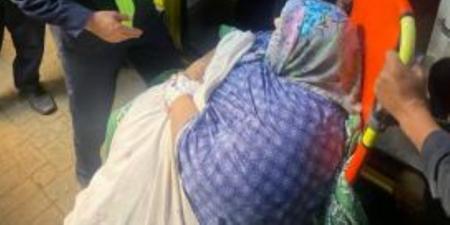 أمن القاهرة يستجيب لاستغاثة سيدة غير قادرة على الحركة وينقلها للمستشفى