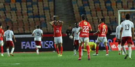 الأهلي يطارد بيراميدز ويقسو علي الحرس بخماسية في الدوري