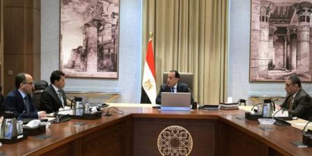 رئيس الوزراء يُكلف بالتنسيق بين المحافظين ومديري الأمن فى ملف مخالفات البناء