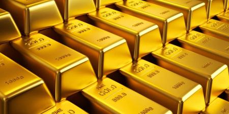 الذهب يرتفع مدعومًا بتراجع الدولار