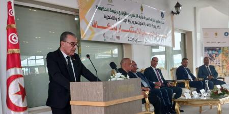وزير الإقتصاد في المنتدى الجهوي للإستثمار بالكاف.