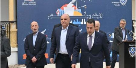 صناديق الاقتراع ورسائل الأمن.. مساران لترسيخ الشرعية والسيادة.. لبنان يطلق الانتخابات البلدية ويحكم قبضته على «صواريخ الجنوب»