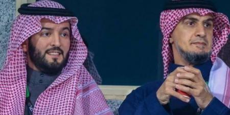 أجنبيًا لخلافة المفرج في الهلال