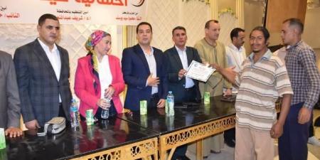 تكريم  300 عامل باحتفالية عيد العمال بمستقبل وطن