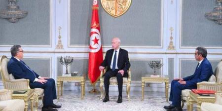 رئيس الجمهورية يلتقي رئيسي البرلمان ومجلس الجهات والأقاليم