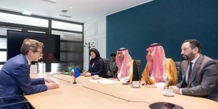 الخريف يبحث مع "إيرباص" توطين صناعة الطائرات في المملكة