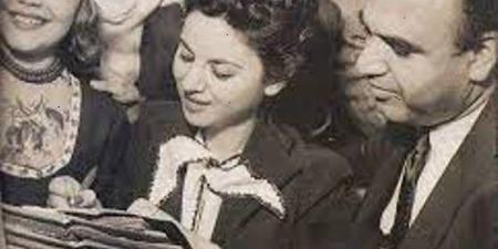 قصة تدخل صلاح أبو سيف لحل أزمة هند رستم وفاتن حمامة بسبب"سيجارة"