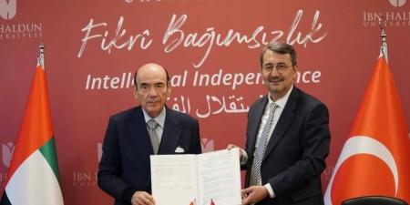 شراكة بين جامعتي «الإمارات» و«ابن خلدون» لإنشاء «مركز الشيخة فاطمة لتعليم اللغة العربية» في تركيا