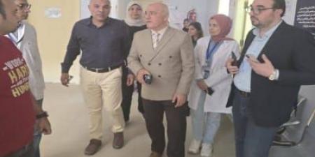 وكيل الصحة بالقليوبية يتفقد المركز الطبي بالحي الثامن بالعبور